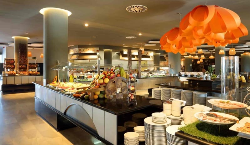 GRAND PALLADIUM - SA PRUNERA  DESSERT SECTION